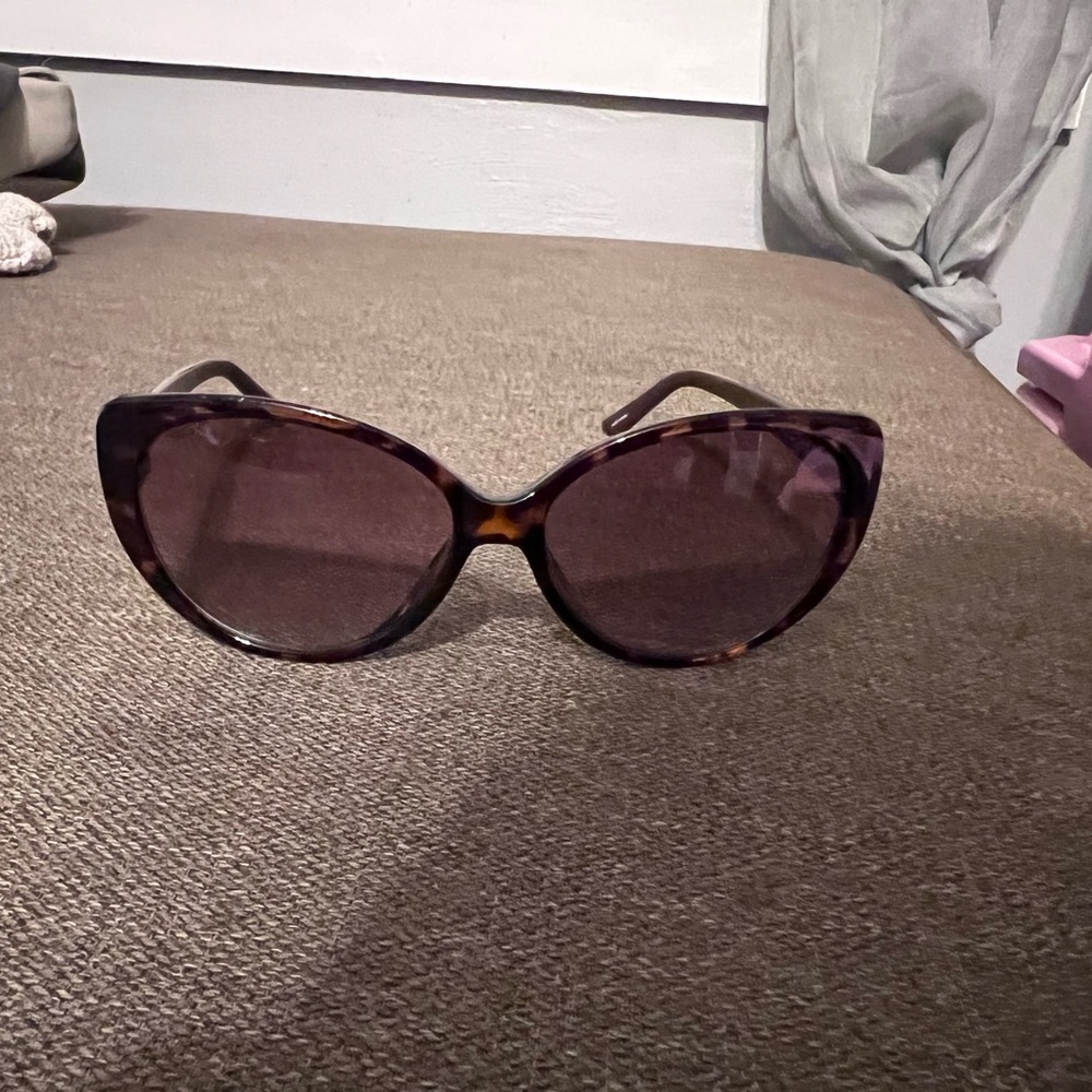 Kate spade sunglasses - Picture 2 of 8